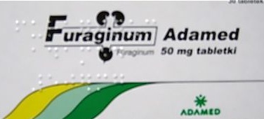 Profilaktyczna dawka Furaginum u pacjent&oacute;w z cewnikiem na stałe.